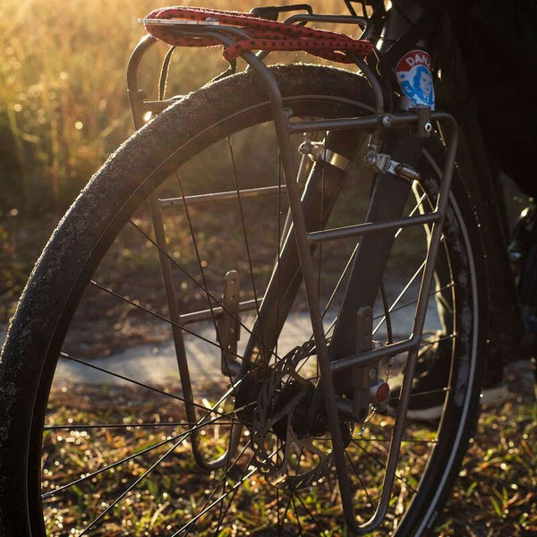 Blackburn Outpost Front World Touring Rack